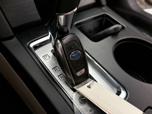 Used 2017 Subaru Legacy 2.5i Limited image 24