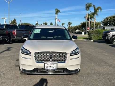 Used 2022 Lincoln Corsair Reserve image 9