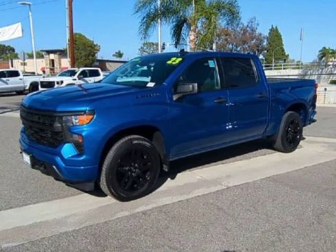 Used 2023 Chevrolet Silverado 1500 Custom w/ LPO, Dark Essentials Package image 4