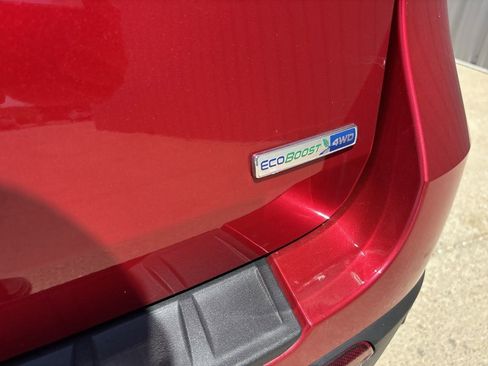 Used 2020 Ford Explorer XLT w/ Equipment Group 202A image 10