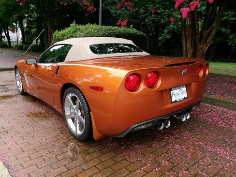 Used 2007 Chevrolet Corvette Convertible w/ Preferred Equipment Group RWD image 6