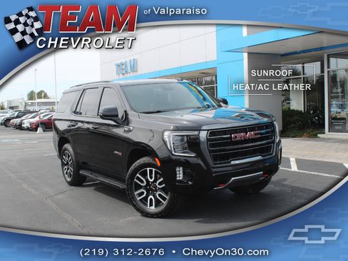 Used 2023 GMC Yukon AT4 w/ LPO, Floor Liner Package image 1