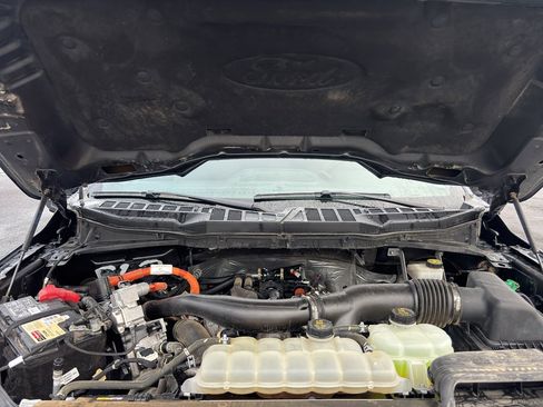 Used 2024 Ford F150 XLT w/ Mobile Office Package image 10