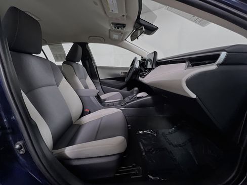 Used 2024 Toyota Corolla LE FWD image 31