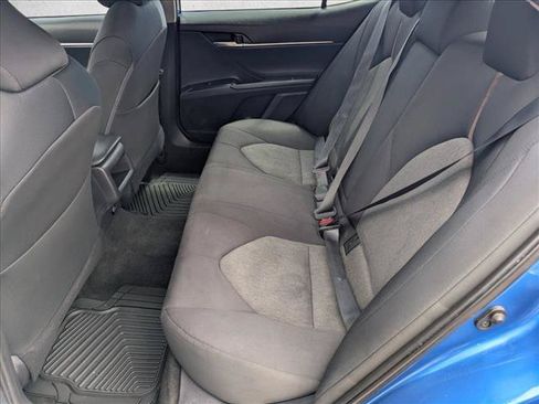 Used 2019 Toyota Camry LE FWD image 17