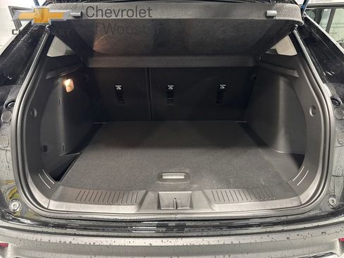New 2026 Chevrolet Trax LT w/ LPO, Blackout Package image 24