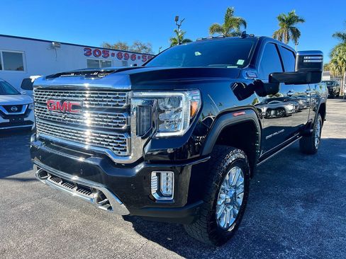 Used 2021 GMC Sierra 2500 Denali w/ Denali Ultimate Package image 4