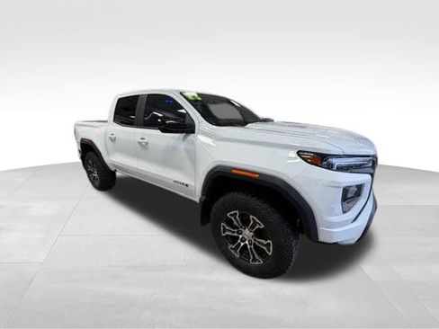 Used 2023 GMC Canyon AT4 w/ Canyon Safety Plus Package image 9