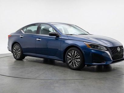 Used 2025 Nissan Altima 2.5 SV