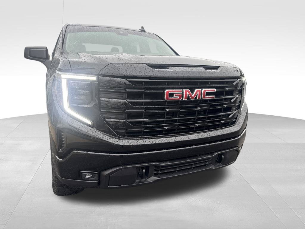 Used 2024 GMC Sierra 1500 Elevation AWD/4WD image 4