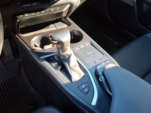 Used 2022 Lexus UX 250h w/ Premium Package AWD/4WD image 21