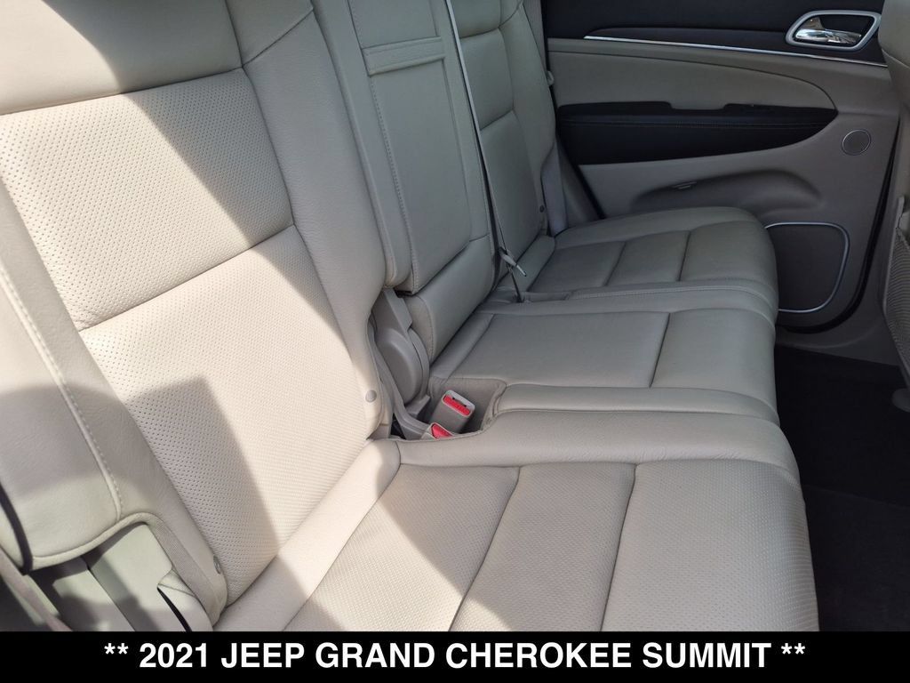 Used 2021 Jeep Grand Cherokee Summit AWD/4WD image 27