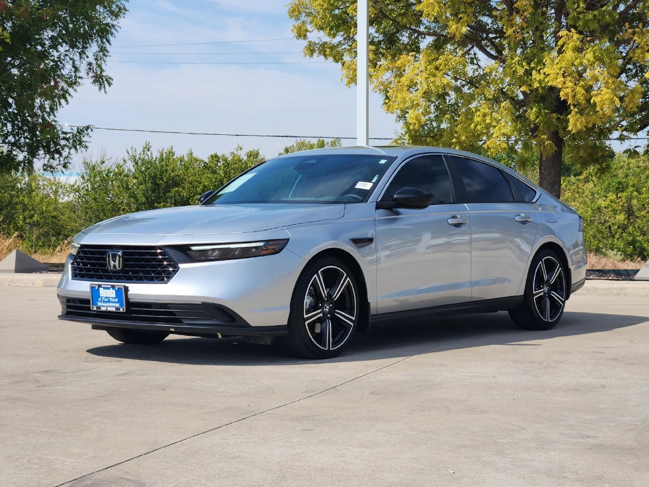 Used 2025 Honda Accord Sport image 3