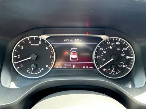 Used 2023 Nissan Rogue SV w/ SV Premium B Package FWD image 19