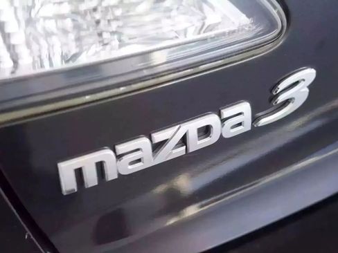 Used 2010 MAZDA MAZDA3 i Sport image 22