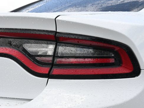 Used 2023 Dodge Charger SXT RWD image 19