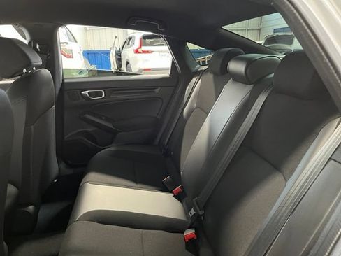 Used 2023 Honda Civic Sport image 18