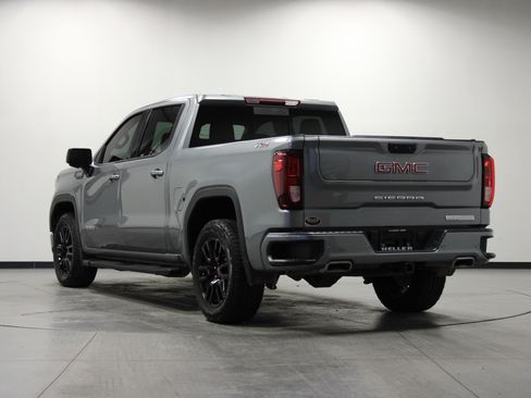 Used 2025 GMC Sierra 1500 Elevation w/ Elevation Premium Package image 6