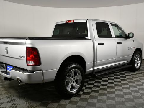 Used 2017 RAM 1500 Express w/ Express Value Package image 6