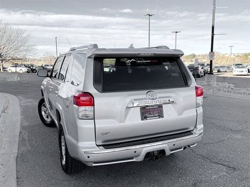 Used 2013 Toyota 4Runner SR5 w/ Convenience Pkg image 5
