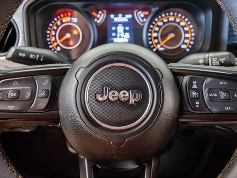 Used 2024 Jeep Wrangler Unlimited Sport AWD/4WD image 12