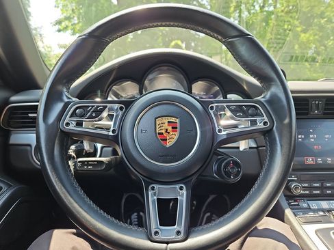 Used 2017 Porsche 911 Carrera S RWD image 31