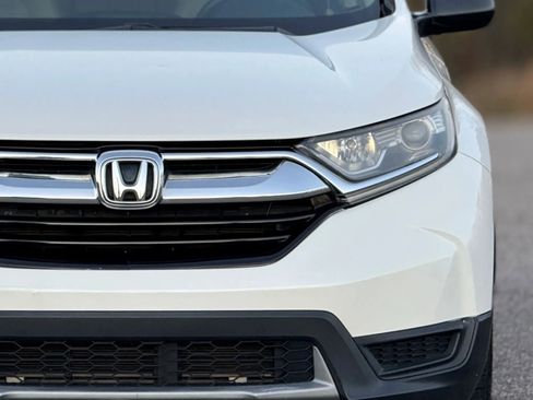 Used 2018 Honda CR-V LX image 12