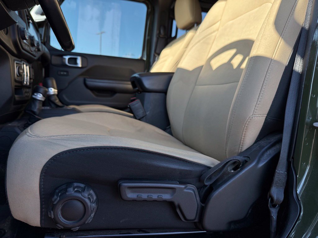 Used 2021 Jeep Wrangler Unlimited Sport AWD/4WD image 19