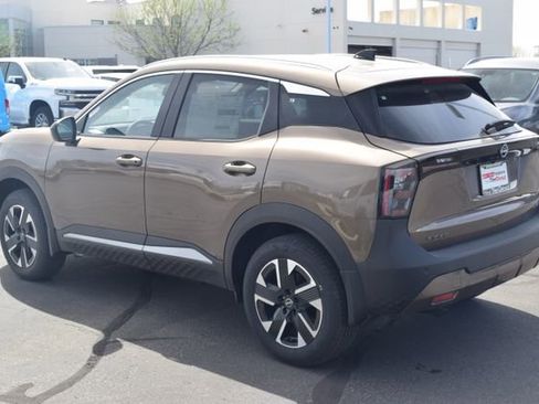 New 2026 Nissan Kicks SV w/ SV Premium Package AWD/4WD image 5