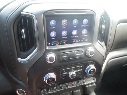 Used 2022 GMC Sierra 2500 Denali AWD/4WD image 32