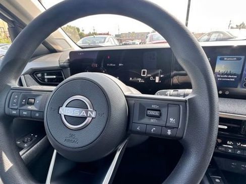 New 2026 Nissan Kicks SV image 18