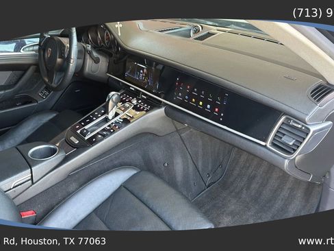 Used 2014 Porsche Panamera RWD image 35