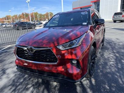 Used 2023 Toyota Highlander Limited