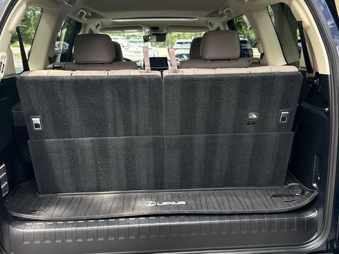 Used 2022 Lexus GX 460 Premium w/ Accessory Package AWD/4WD image 12