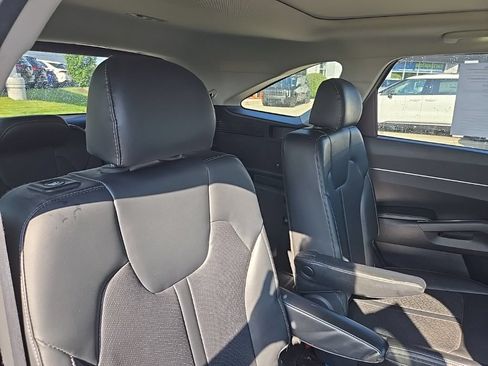 Certified 2022 Kia Sorento EX w/ Panoramic Sunroof Package FWD image 22