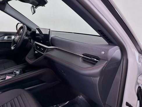 New 2026 Ford Explorer ST-Line image 30