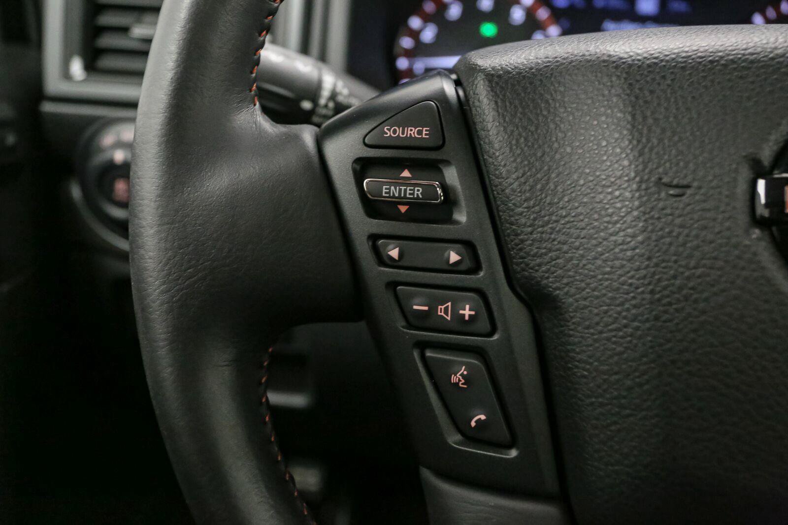 Used 2021 Nissan Titan PRO-4X w/ Pro-4x Convenience Package AWD/4WD image 36