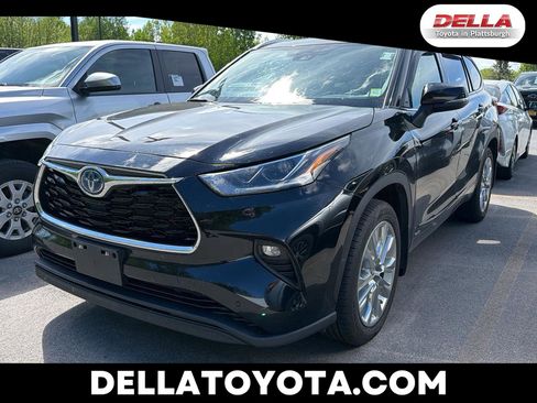 Used 2023 Toyota Highlander Limited AWD/4WD image 1