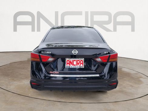 Used 2022 Nissan Altima 2.5 SV FWD image 13