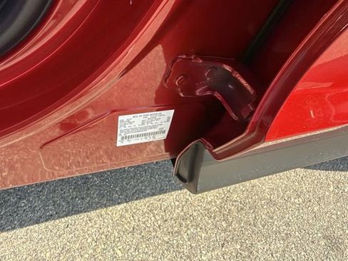 Used 2024 Ford Edge SEL image 22