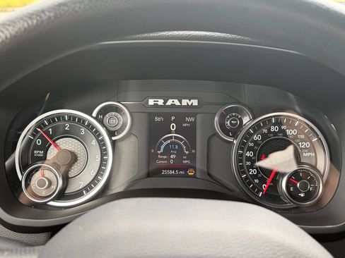 Used 2024 RAM 2500 Tradesman w/ Chrome Appearance Group RWD image 24
