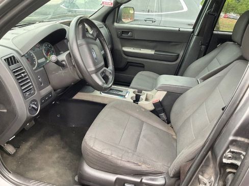 Used 2012 Ford Escape XLT FWD image 8