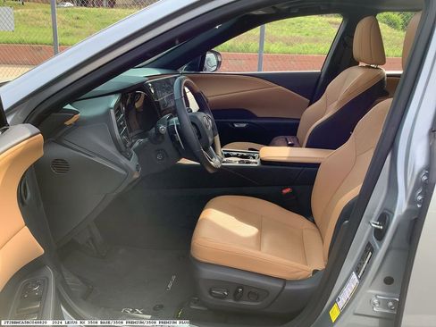 Used 2024 Lexus RX 350 w/ Convenience Package image 12