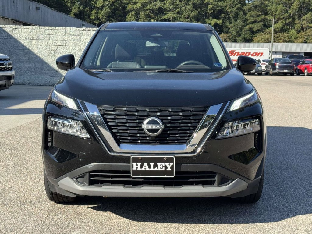 Used 2023 Nissan Rogue SV FWD image 26