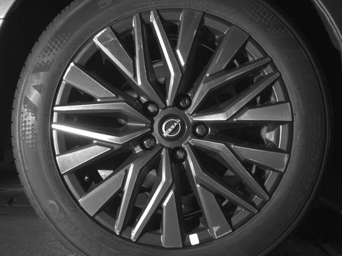 Used 2025 Nissan Altima 2.5 SV image 15