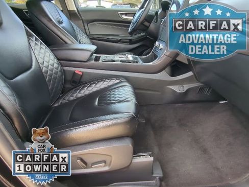 Used 2024 Ford Edge Titanium image 23