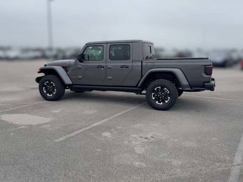 New 2026 Jeep Gladiator Rubicon image 7