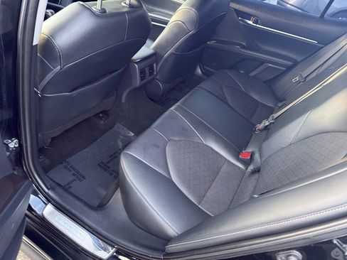 Used 2022 Toyota Camry XSE image 17