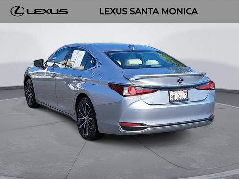Used 2022 Lexus ES 300h w/ Premium Package FWD image 7