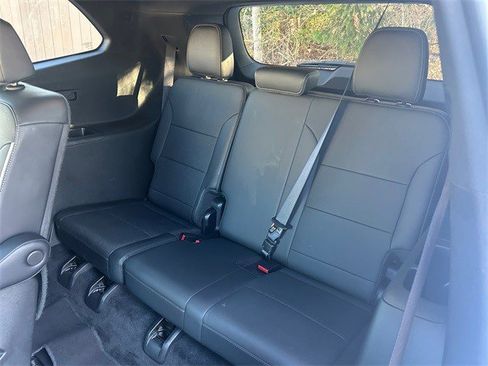 Certified 2025 Buick Enclave Preferred image 15